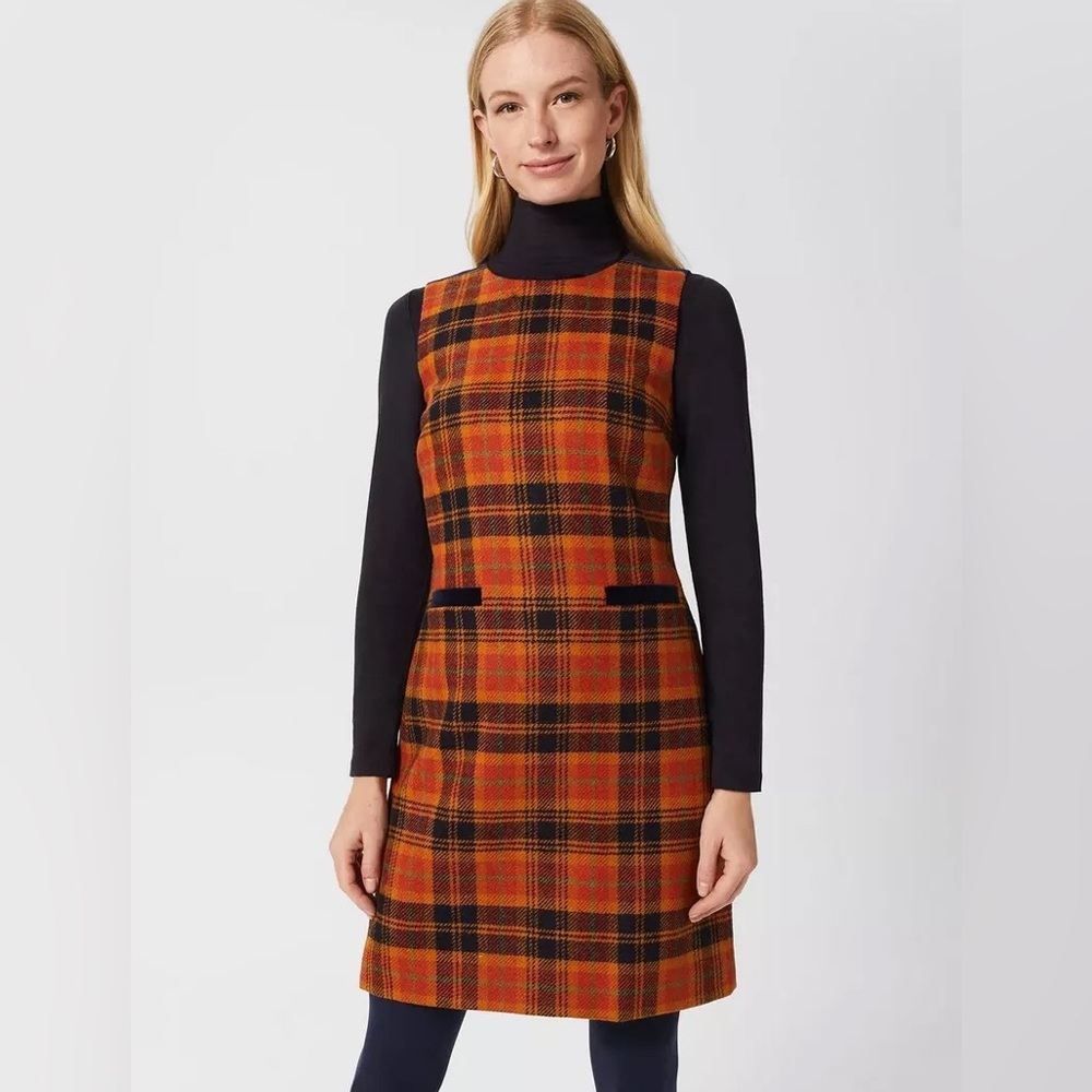 Hobbs Ruthie Wool Dress with velvet accents- size 10. Perfect condition